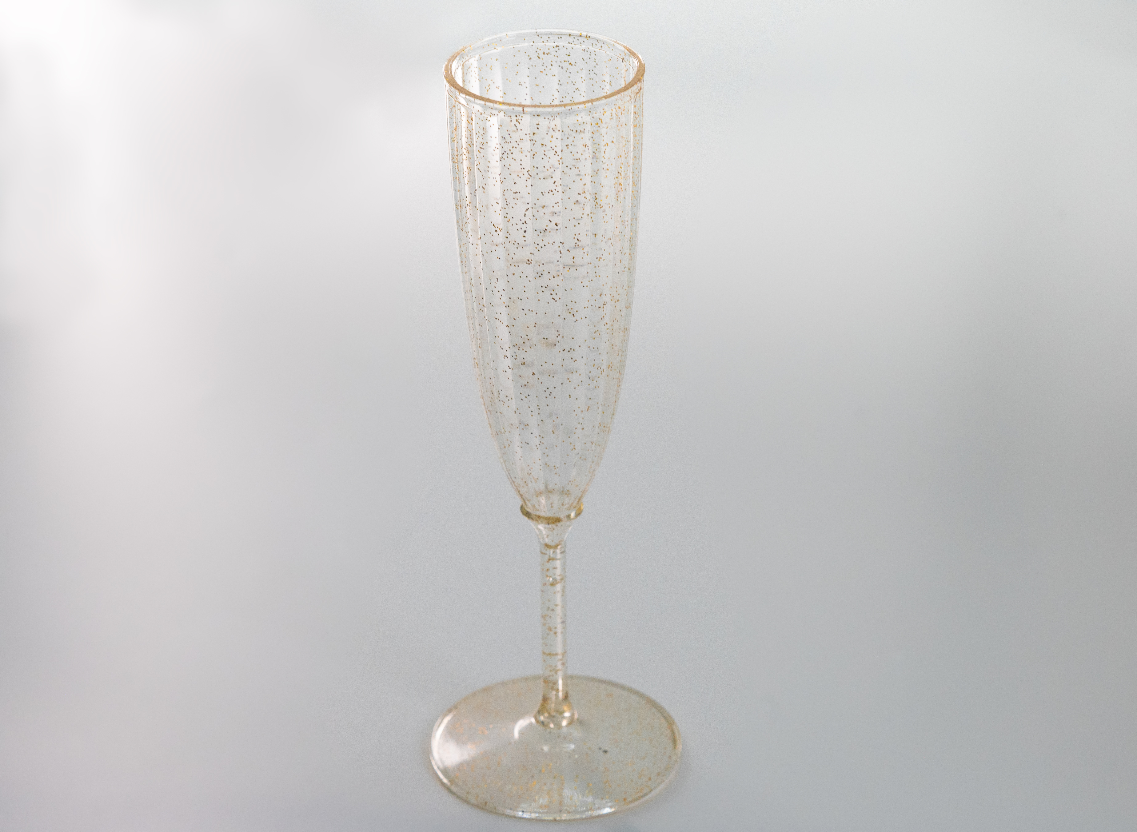 Twinkle Champagne Flutes / transparent gold