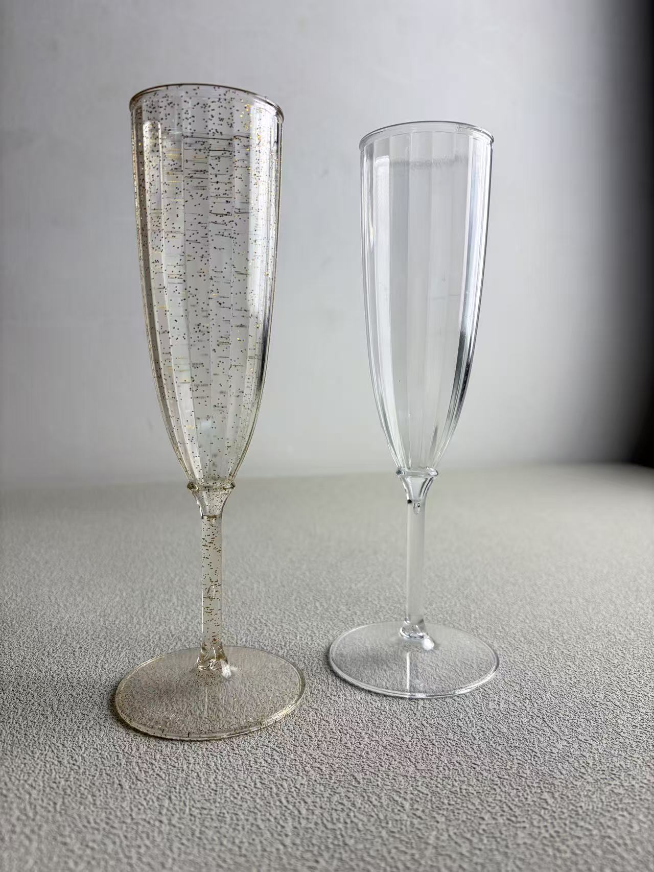 Twinkle Champagne Flutes / transparent gold